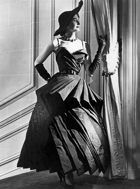 comtemporary fashion designers with similar designs to christian dior|where was Christian Dior founded.